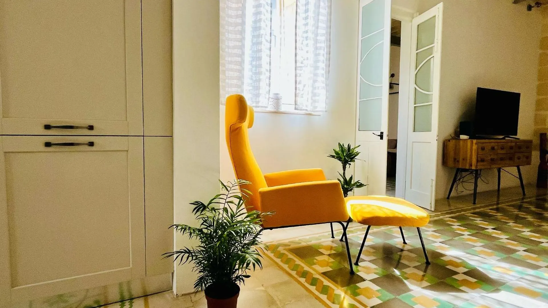 Cozy Charming Apartment In Old Bakery Street Valletta